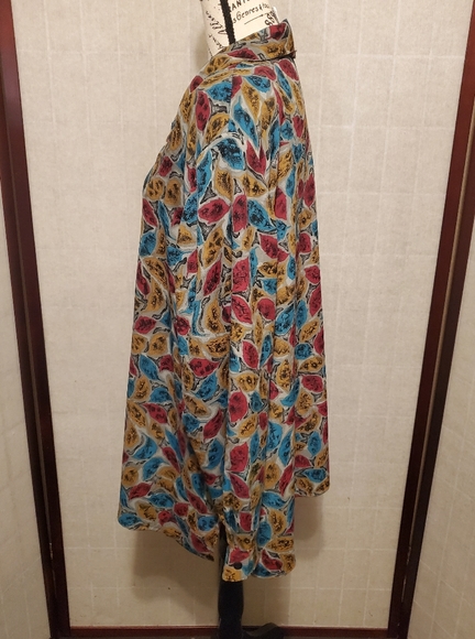 Modern Essentials Shirt - Picture 4 of 7